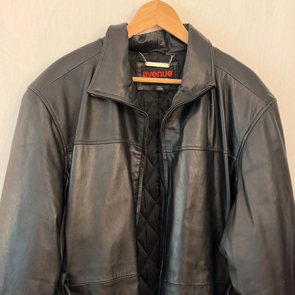 Avenue Leather Jacket Women 26/28 Black Excellent Quilted Lining Belted Coat